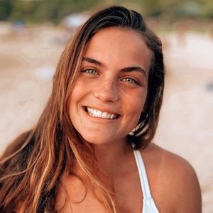 Meet your Posher, Carly